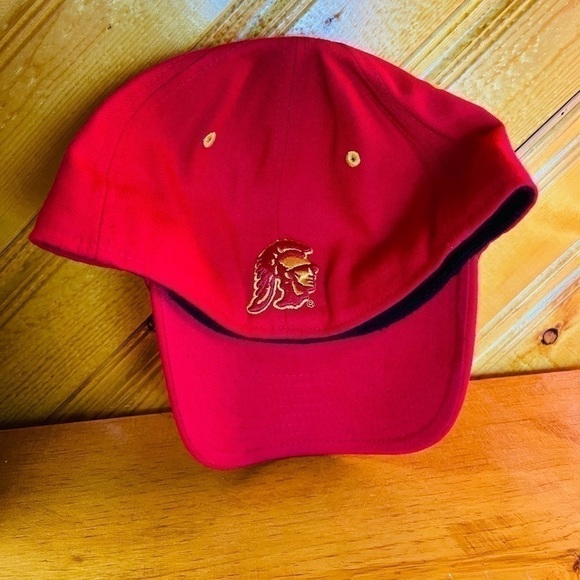 New era NCAA University Of Southern California Cap size 7 1/2 - Picture 2 of 3